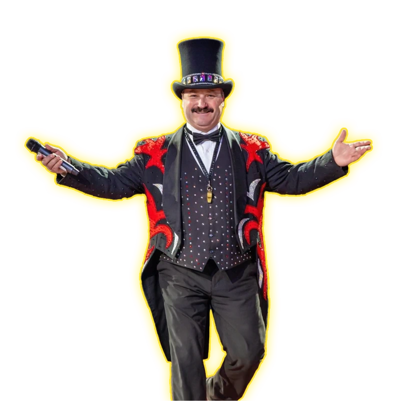 Ringmaster Ari Steeples